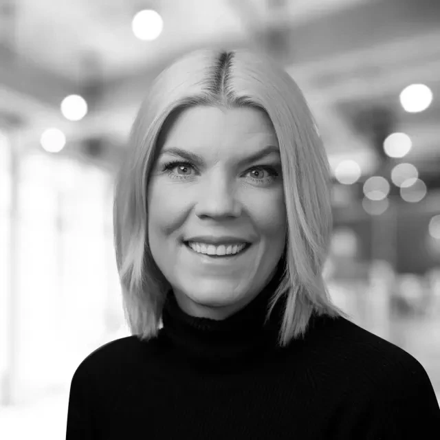 Portrettbilde av Gunn Heidi i sort/hvitt